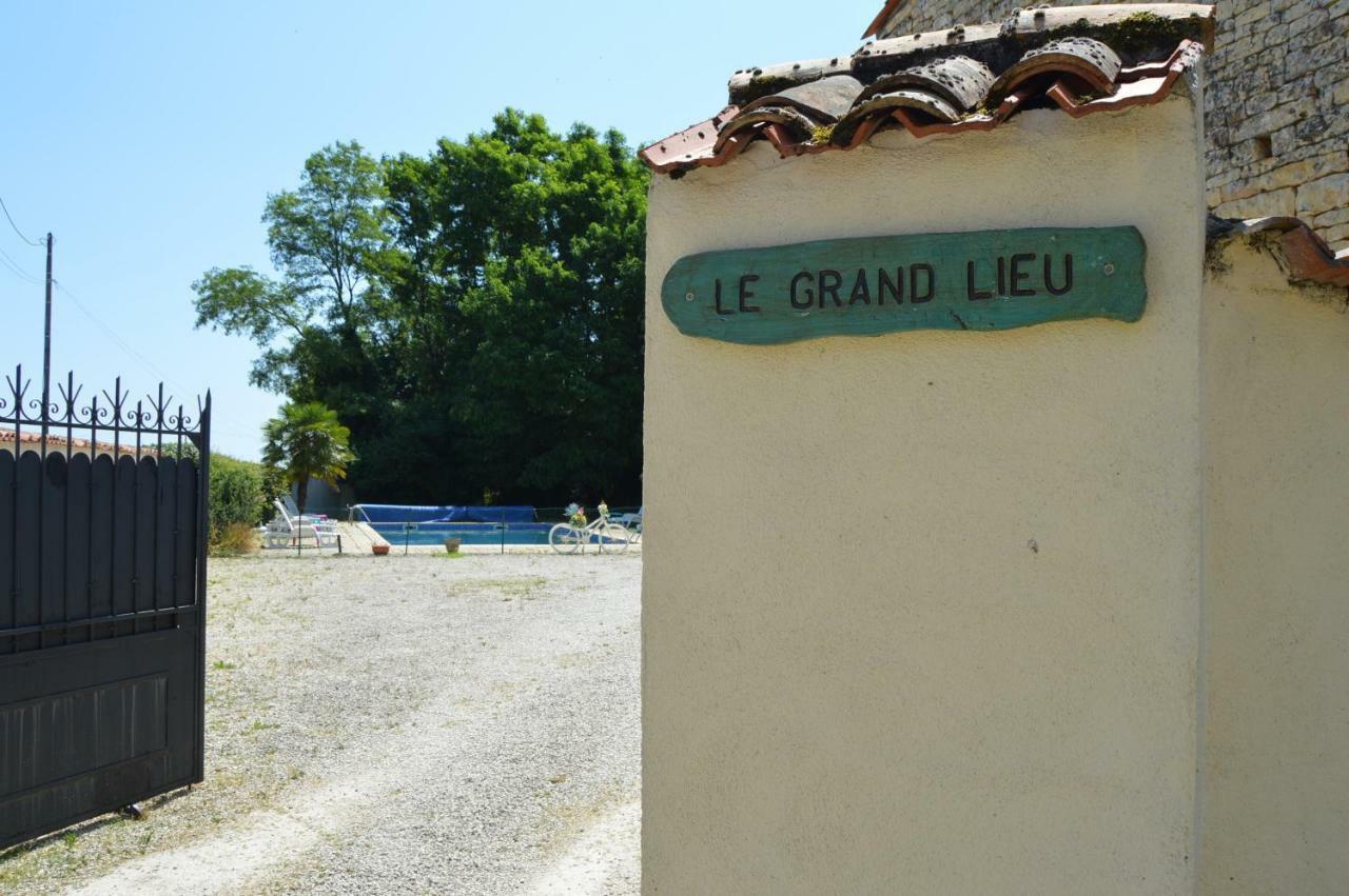 Les Rossignal Villa Villiers-le-Roux Exterior photo